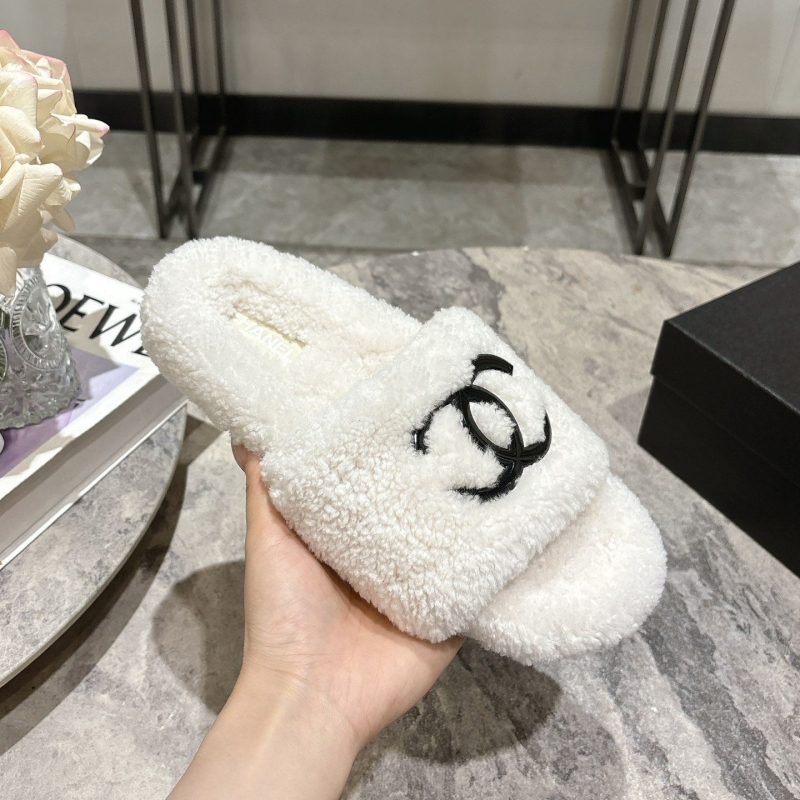 Ch*el slippers